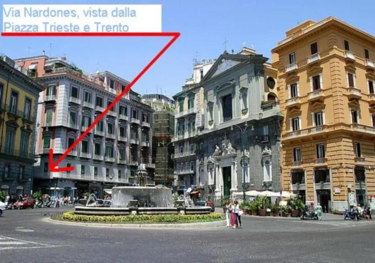 Dimora Nardones Hotel Napoli Bagian luar foto