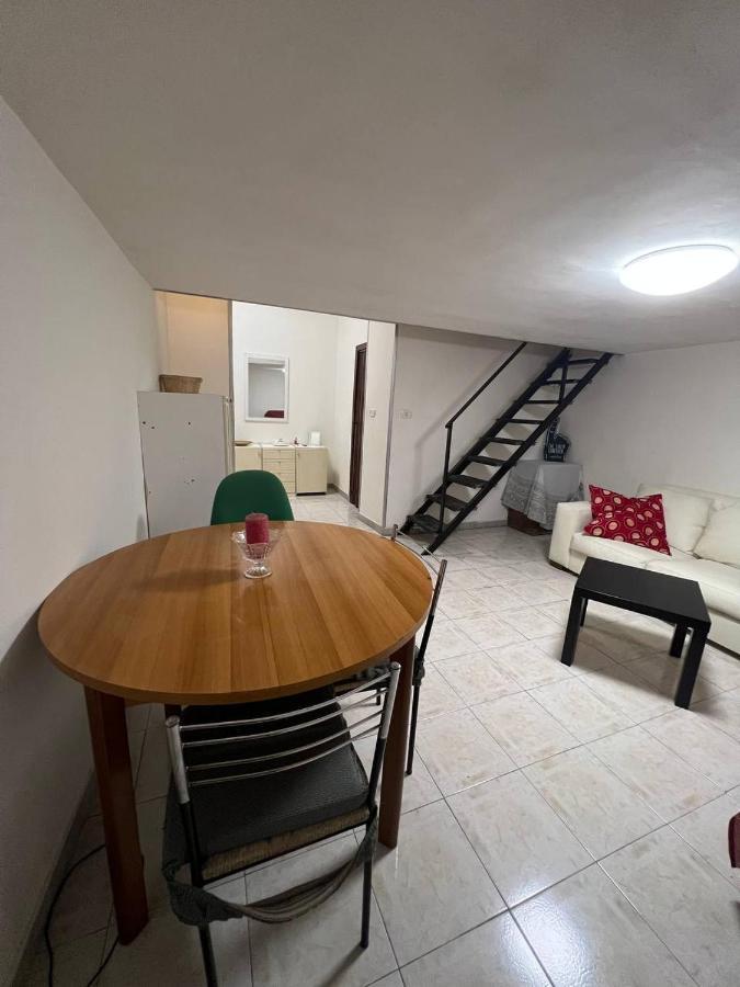 Dimora Nardones Hotel Napoli Bagian luar foto